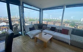 Penthouse In Battersea Amazing Views Of London